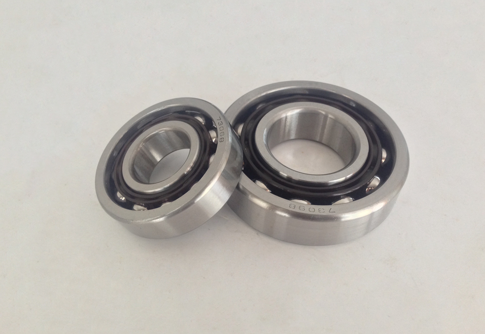 7215B  angular contact ball bearing